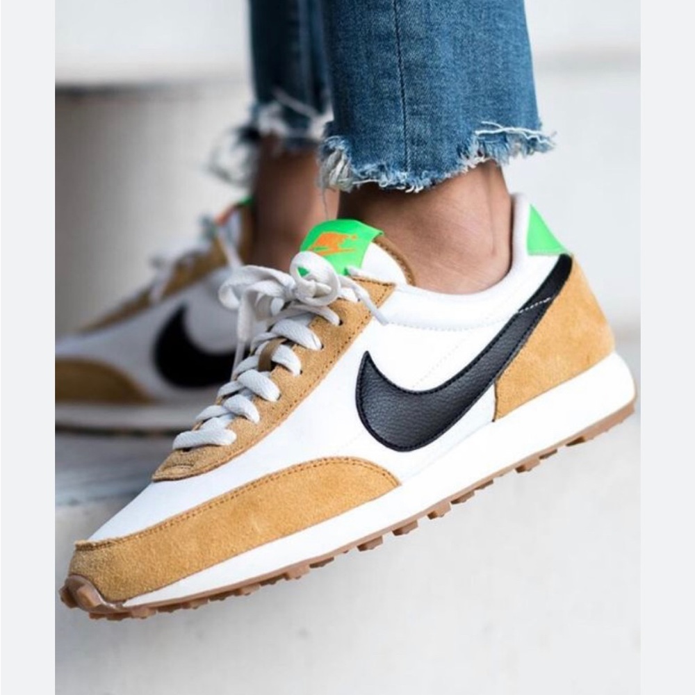 Nike daybreak